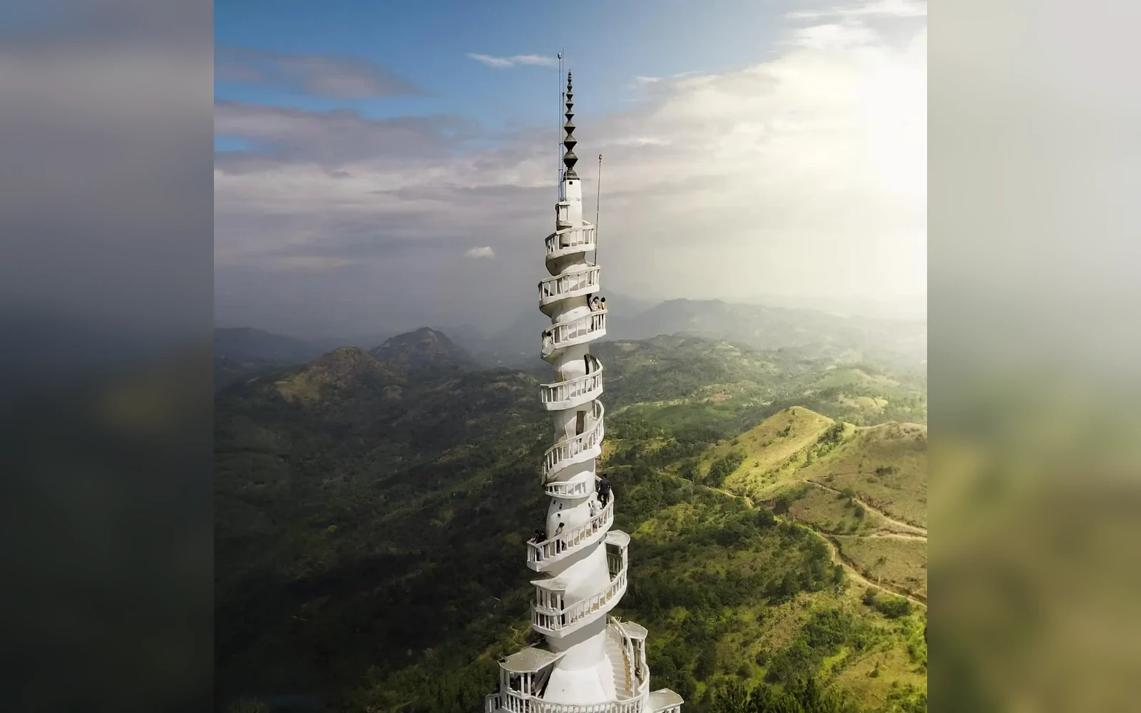 Ambuluwawa real tower